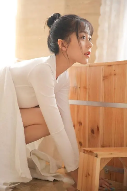 4379,HD,简中字幕,手机无需APP观看