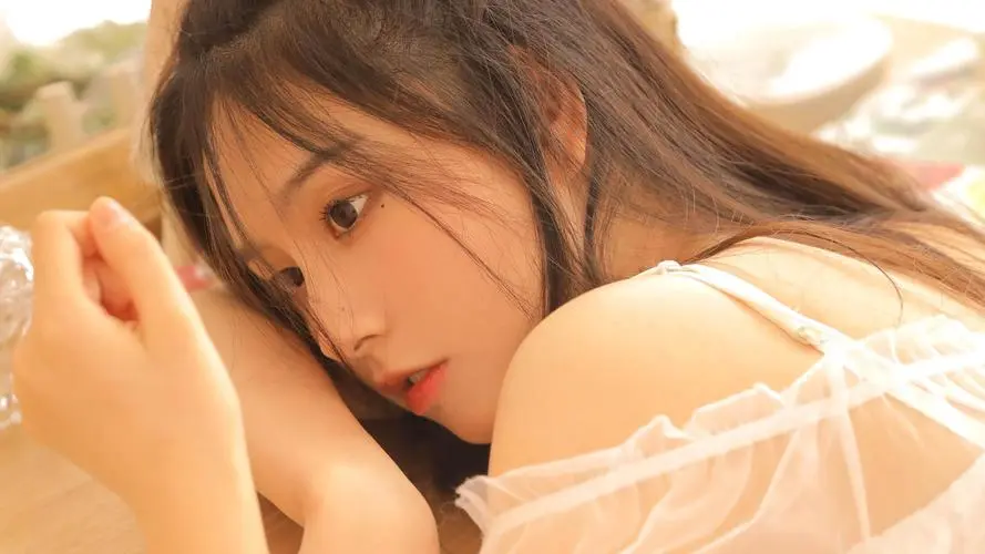 偷偷藏不住小说在哪里看,88全集,HD官方发行版免费看片免费在线播放